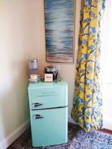 Queen Seaview fridge and keurig