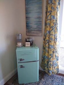 Queen Seaview fridge and keurig